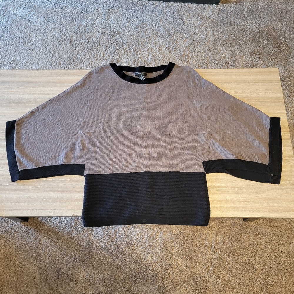 Alfani Tan & Black Crewneck collar Color Block Poncho Oversized Size Medium